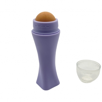 Volcanic facial roller