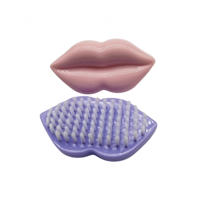 Nail brush