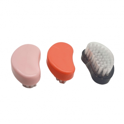 Nail brush